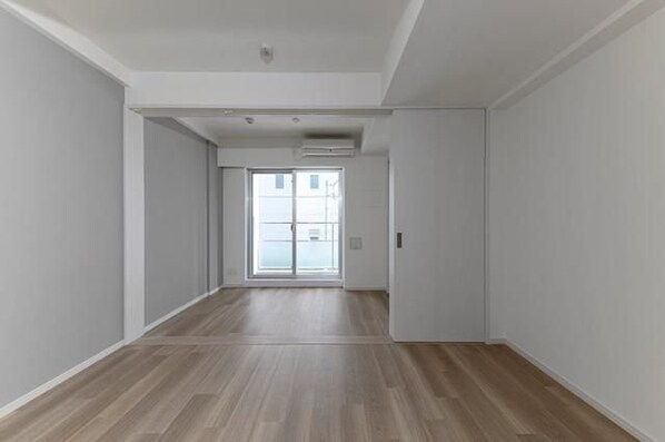 レジディア新川の物件内観写真